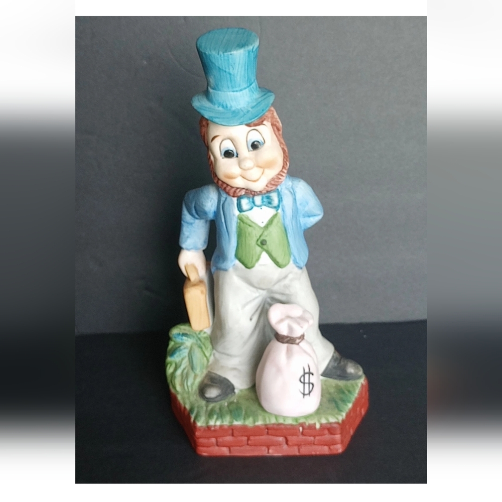 Vintage Porcelain Bisque Banker Figurine Brinns Taiwan See Description